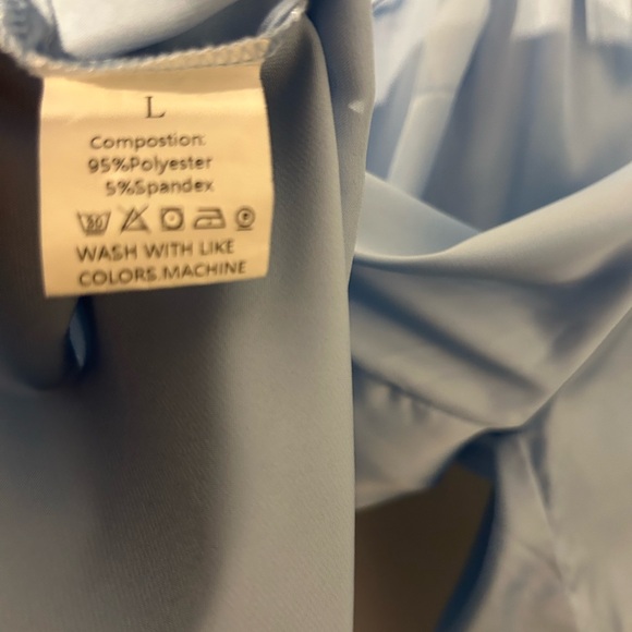 Lila & Kiko Blue Satin Dolman Sleeve Top with Bow. Size Large. - Picture 8 of 10